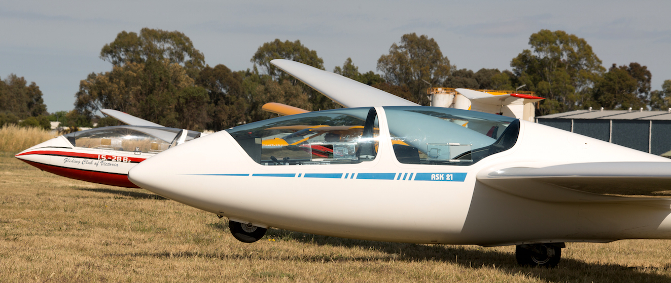 Aerotowing with the A22LS Foxbat Foxbat Pilot